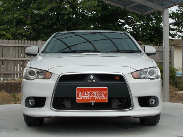 MITSUBISHI GALANT FORTIS SPORTBACK 4WD 2010
