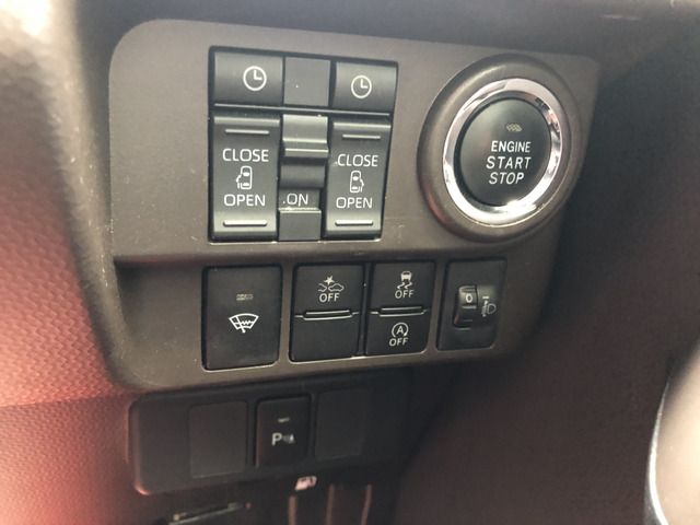 TOYOTA ROOMY 4WD 2021