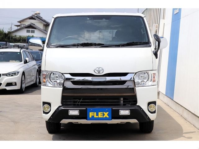 TOYOTA HIACE van 2WD 2019
