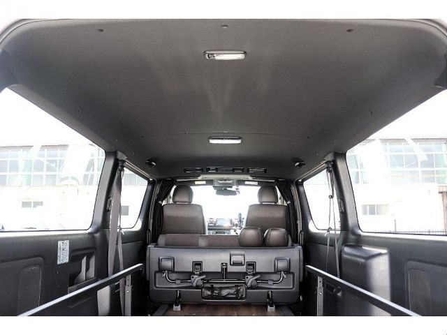 TOYOTA HIACE van 2WD 2019