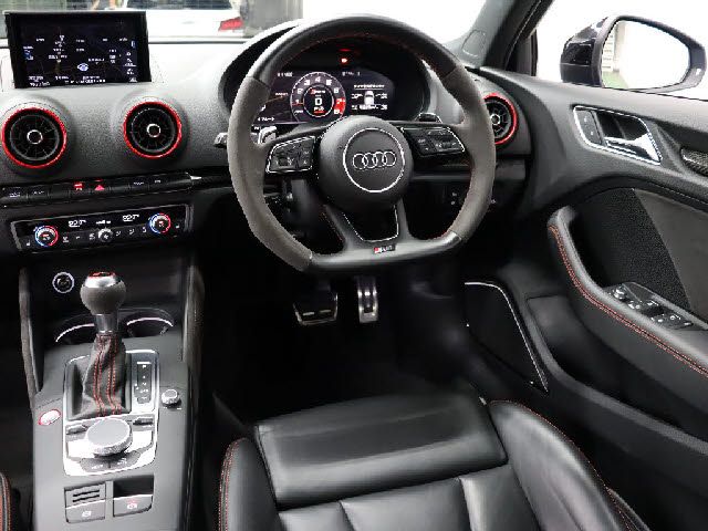 AUDI AUDI RS3 Sedan 2018