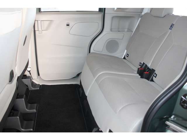 MITSUBISHI eK SPACE 2025