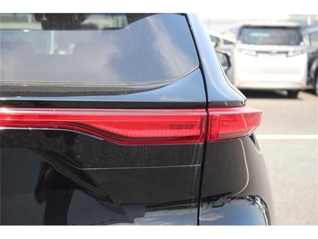 TOYOTA HARRIER 2WD 2020