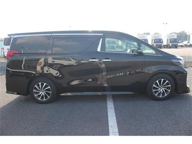 TOYOTA ALPHARD 2017