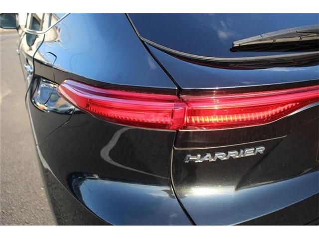 TOYOTA HARRIER HYBRID 2020