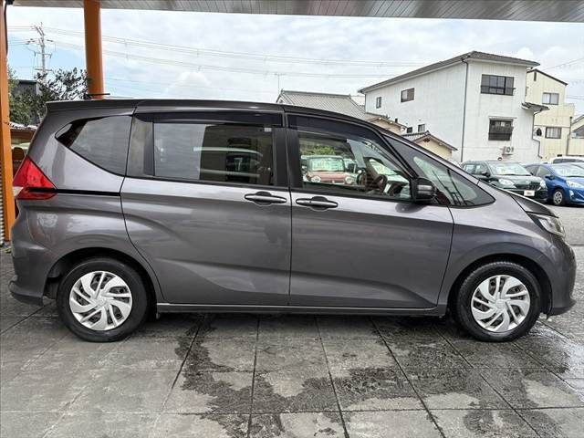 HONDA FREED plus 2018