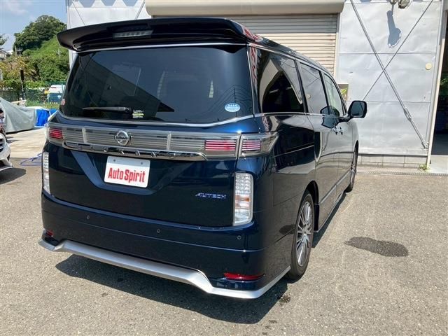 NISSAN ELGRAND 2022