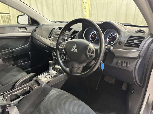 MITSUBISHI GALANT FORTIS SPORTBACK 2010