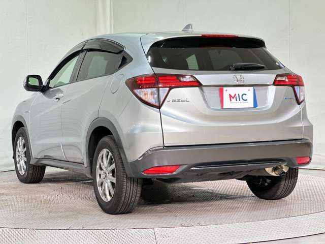 HONDA VEZEL HYBRID 2014