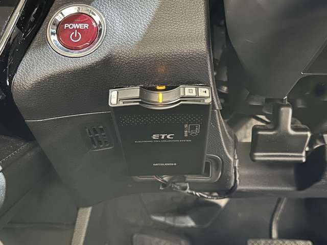 HONDA VEZEL HYBRID 2014