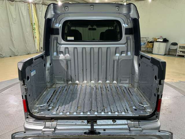 DAIHATSU HIJET deckvan 2014