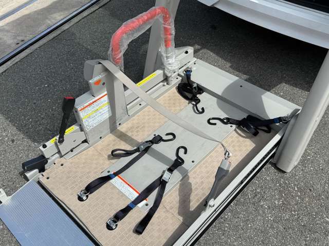 NISSAN SERENA  WG 2017