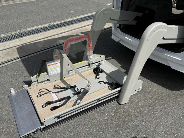 NISSAN SERENA  WG 2017