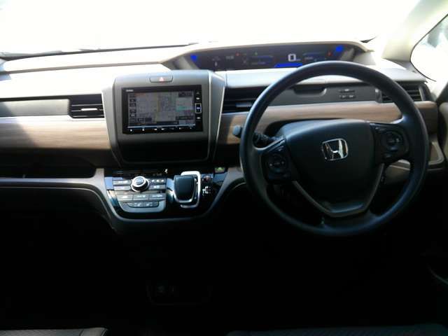 HONDA FREED plus HYBRID 4WD 2020