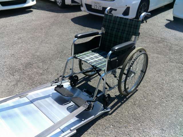 HONDA FREED plus HYBRID 4WD 2020