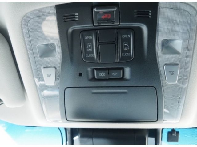 TOYOTA VELLFIRE  HYBRID 4WD 2019