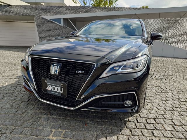 TOYOTA CROWN sedan hybrid 2018