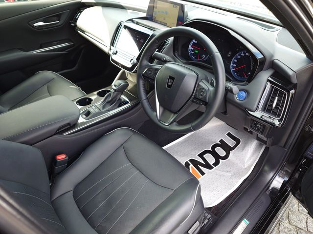 TOYOTA CROWN sedan hybrid 2018