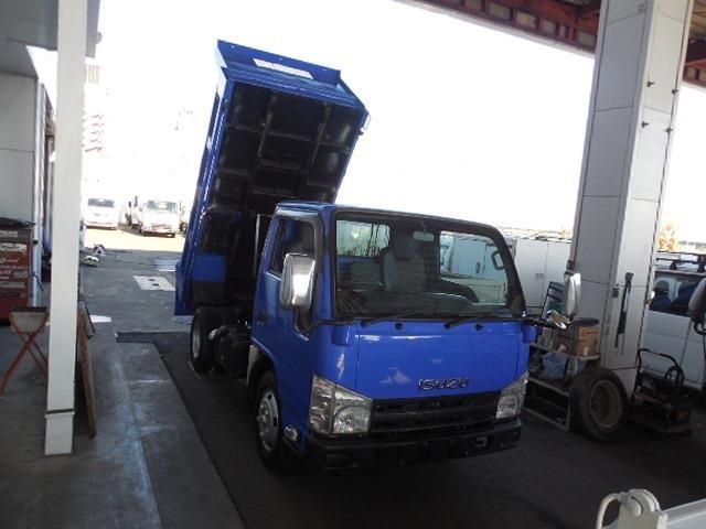ISUZU ELF 2013