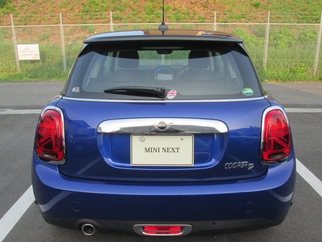 BMW MINI COOPER D 2021