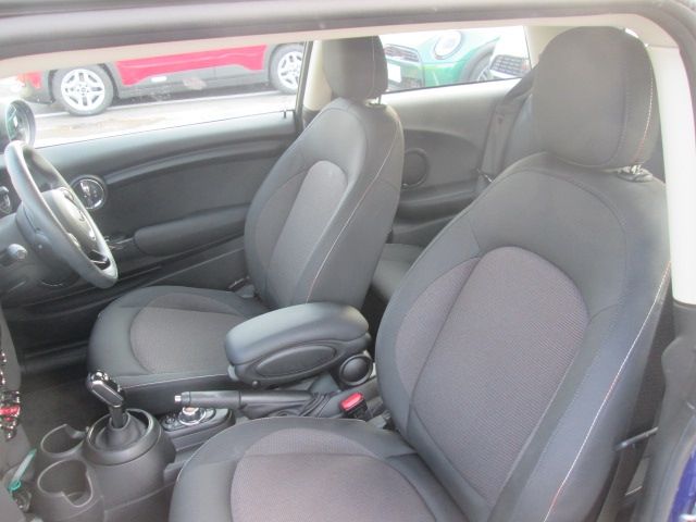 BMW MINI COOPER D 2021