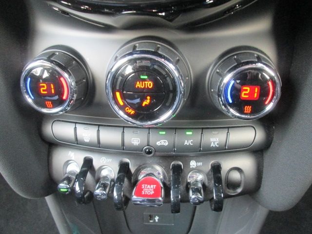 BMW MINI COOPER D 2021