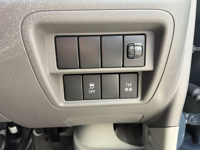 NISSAN NV100 CLIPPER 2022