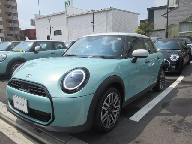 BMW MINI COOPER 5DOOR 2025