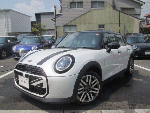 BMW MINI COOPER 5DOOR 2025