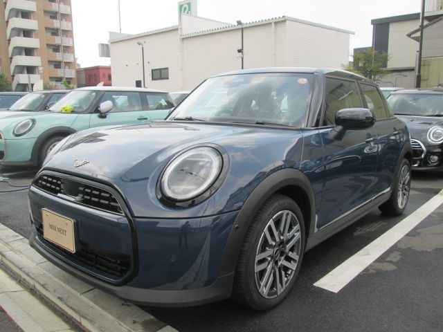 BMW MINI COOPER 5DOOR 2025
