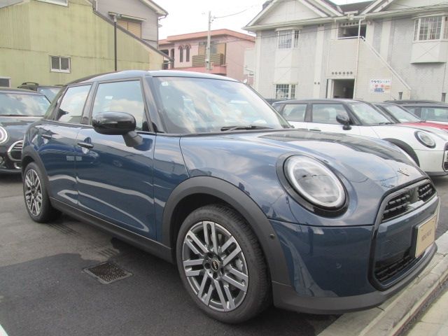BMW MINI COOPER 5DOOR 2025