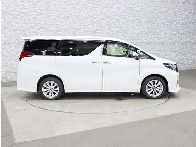 TOYOTA ALPHARD 4WD 2016