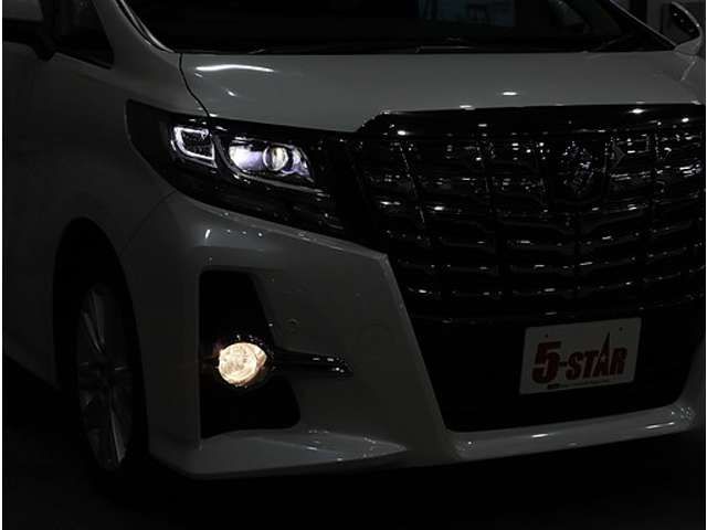 TOYOTA ALPHARD 4WD 2016