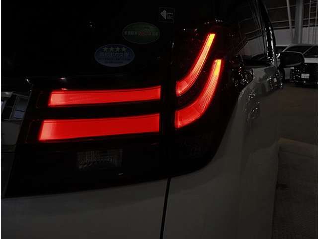 TOYOTA ALPHARD 4WD 2016