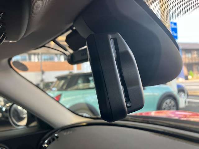 BMW MINI COOPER D CLUBMAN 2020