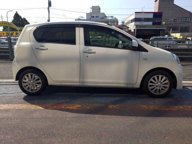 DAIHATSU MIRA e:S 2016