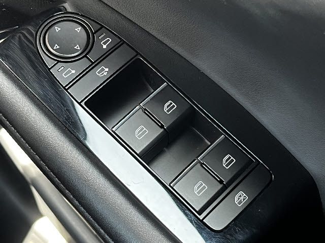 MAZDA MAZDA3 FASTBACK 2023