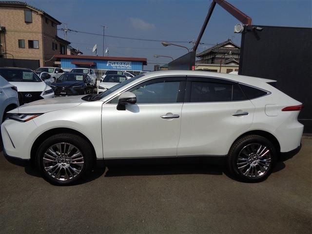 TOYOTA HARRIER HYBRID 2024