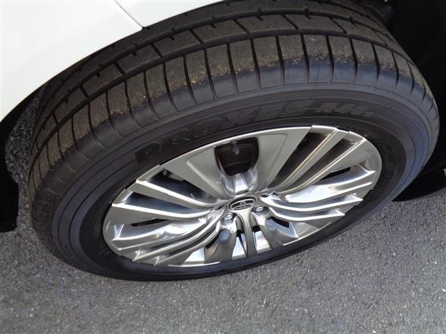 TOYOTA HARRIER HYBRID 2024