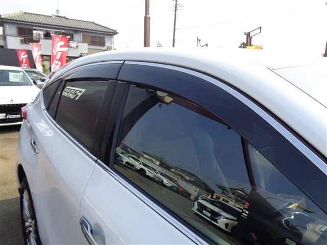 TOYOTA HARRIER HYBRID 2024