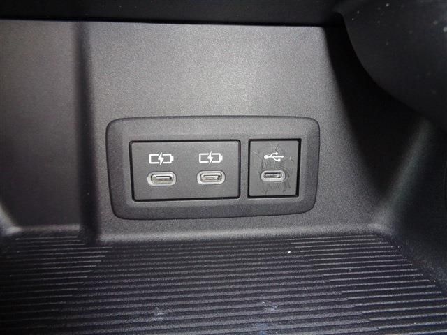 TOYOTA HARRIER HYBRID 2024