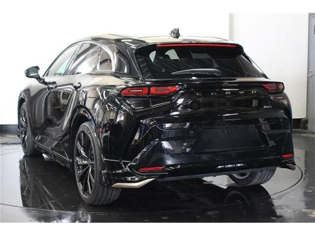 TOYOTA CROWN SPORT 2024