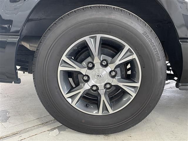 TOYOTA HIACE van 4WD 2021