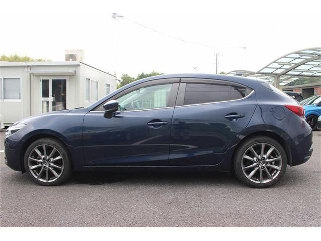 MAZDA AXELA SPORTS 2016