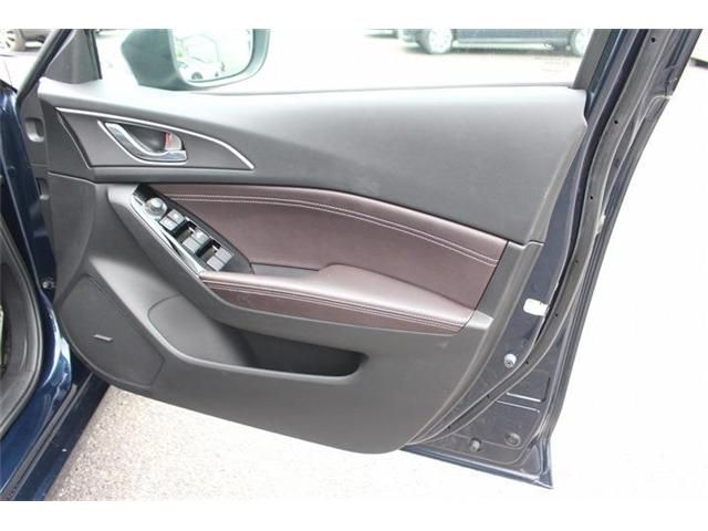 MAZDA AXELA SPORTS 2016