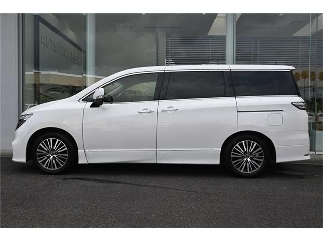 NISSAN ELGRAND  4WD 2023