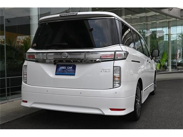NISSAN ELGRAND  4WD 2023