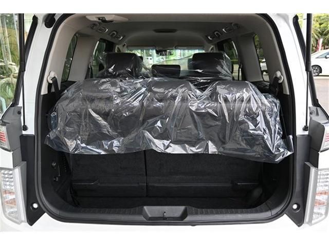 NISSAN ELGRAND  4WD 2023