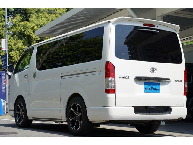 TOYOTA HIACE van 2WD 2014