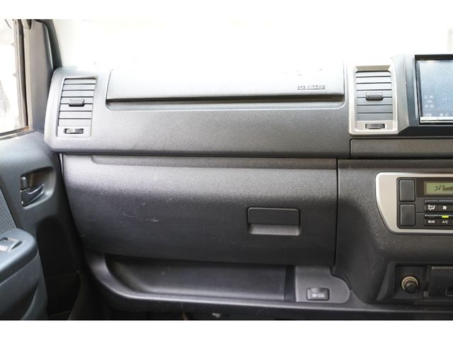 TOYOTA HIACE van 2WD 2014